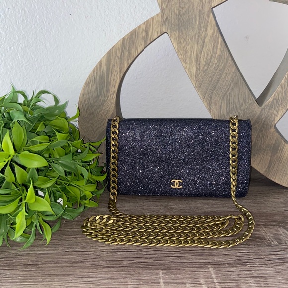 CHANEL Handbags - ✨Valentines Chanel WOC Gunmetal /Vintage Gold Revp